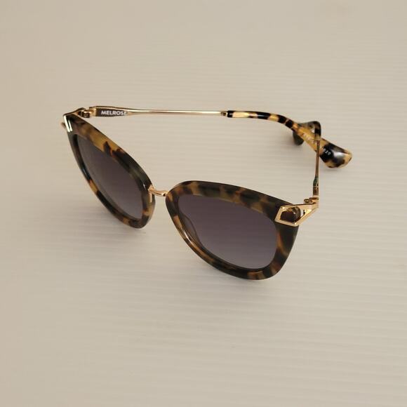SONIX Sunglasses Women\'s Melrose Cat Eye Tortoise Plastic frame main image 12